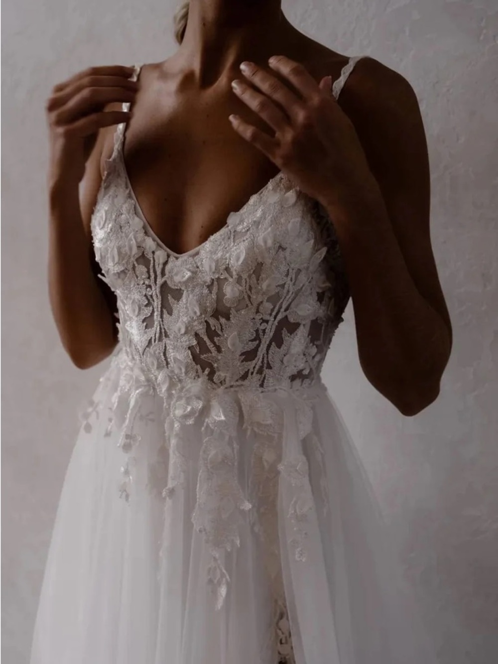 Made With Love Summer Wedding Dress Size 2 - Picture 8 of 8